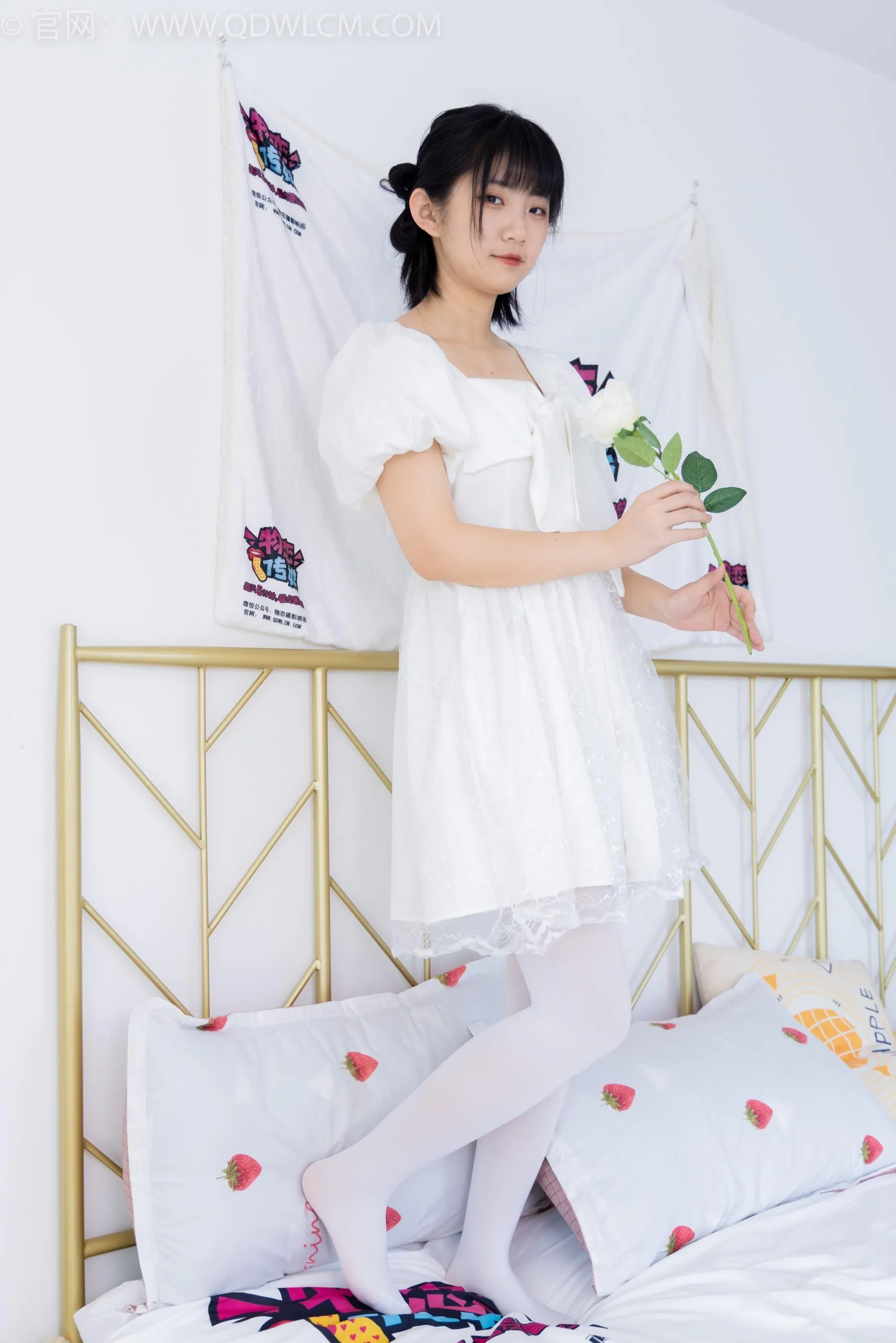 物恋传媒 NO.1581 暗月-纯白茉莉 [151P]插图3